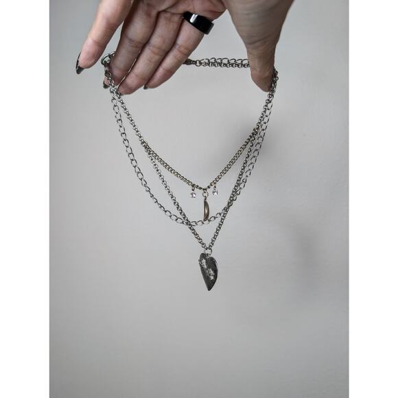 Handmade Heart Choker - Picture 5 of 5